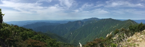 釈迦ヶ岳から北側の展望.jpg