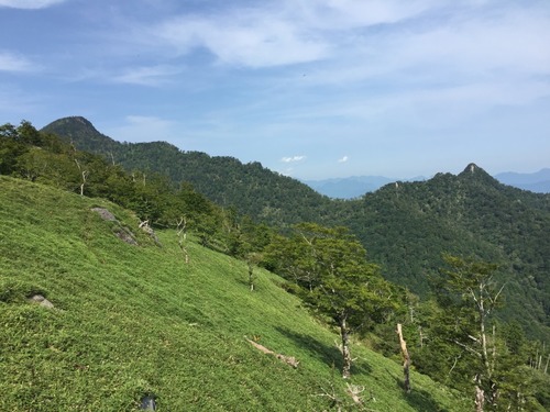 釈迦ヶ岳・大日岳を振り返る.jpg