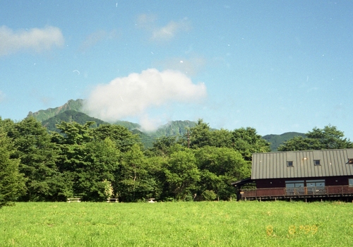 KEEPの森から赤岳・横岳を望む.jpg